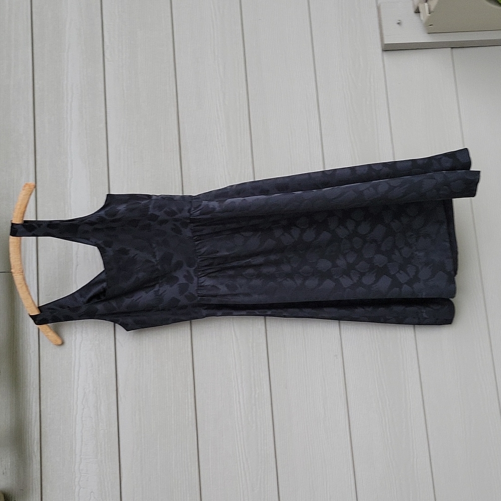 NWT White House Black Market Silk Black Dress Size 6 - Picture 10 of 16